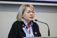 dyrektor KSAP przy mównicy