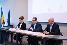 Przedstawiciele KSAP i Fundacji Liderzy Przemian podczas otwarcia seminarium