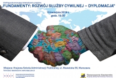 dwie trzymające się dłonie, na dłoniach nałożona polityczna mapa świata, powyżej zarysy kontynentów. Widoczny jest również tytuł, data i miejsce spotkania oraz logo KSAP i Stowarzyszenia Absolwentów KSAP