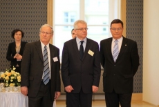 fot. Sebastian Szulfer/KSAP od lewej przedstawiciel delegacji, Jacek Czaputowicz, Sławomir Brudziński