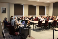 fot. Sebastian Szulfer/KSAP Uczestnicy sesji siedzą przy stołach