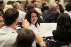 fot. Sebastian Szulfer/KSAP Uśmiechnięta uczestniczka której ktoś robi zdjęcie