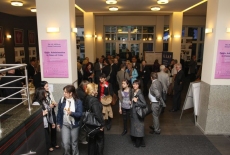 fot. Sebastian Szulfer/KSAP Zgromadzeni goście w holu KSAP