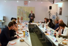 fot. Robert Woźniak Uczestnicy szkolenia podczas wizyty w Urzędzie Miasta Dzielnicy Targówek